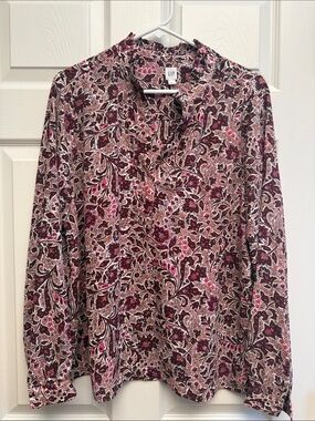 GAP women’s Burgundy and Cream Floral Button-Down Shirt